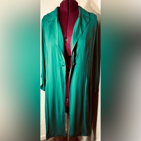3x fits 3x 4x ⭐️ NEW w $70 TAG Torrid Polyester Chiffon Trench Lightweight Coat - Picture 9 of 11